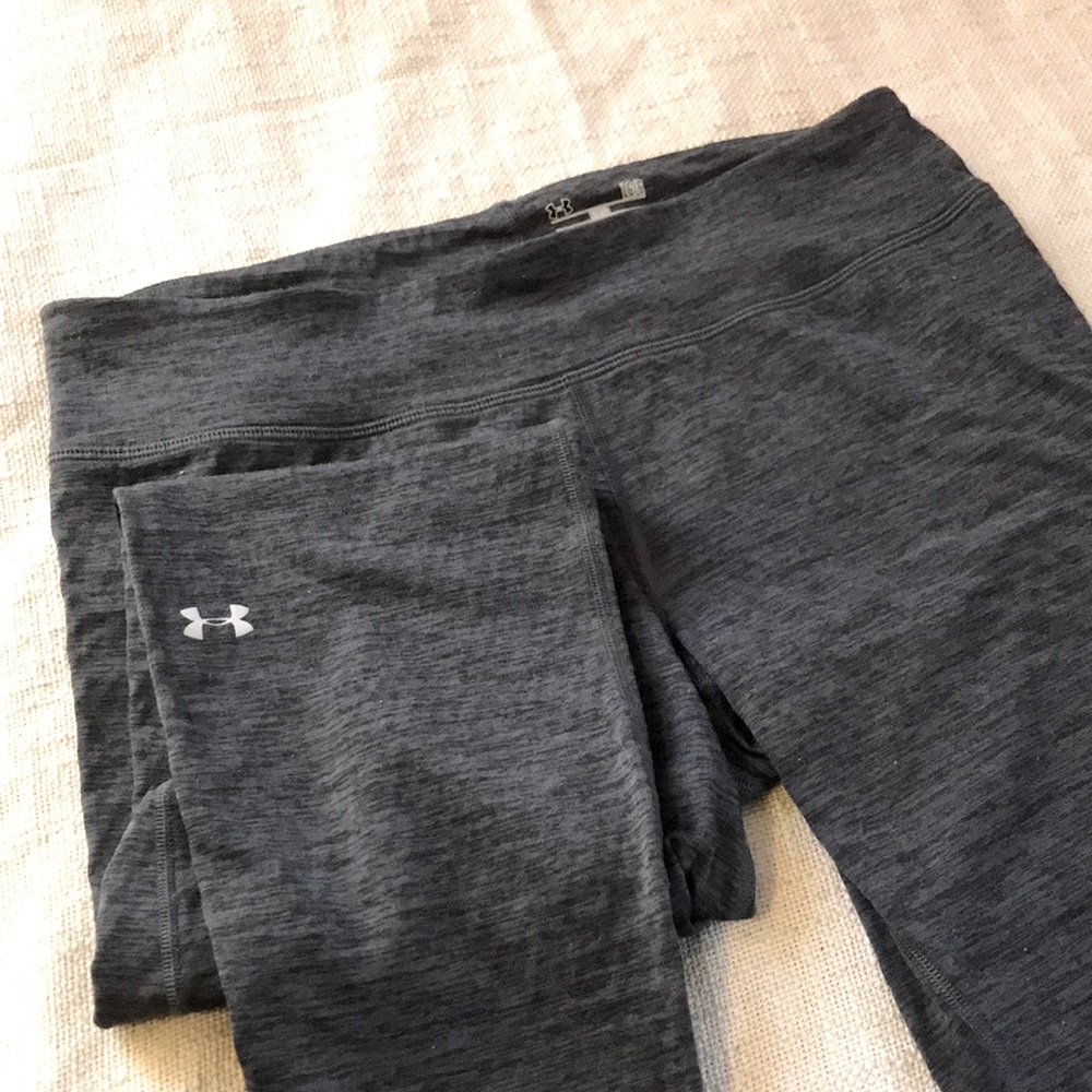 Full length UA cold gear size L leggings